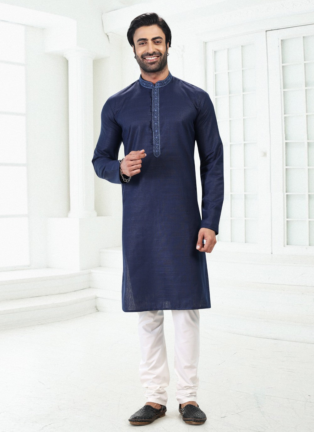 Thread Cotton , Linen Blue Kurta Pyjama - M4896