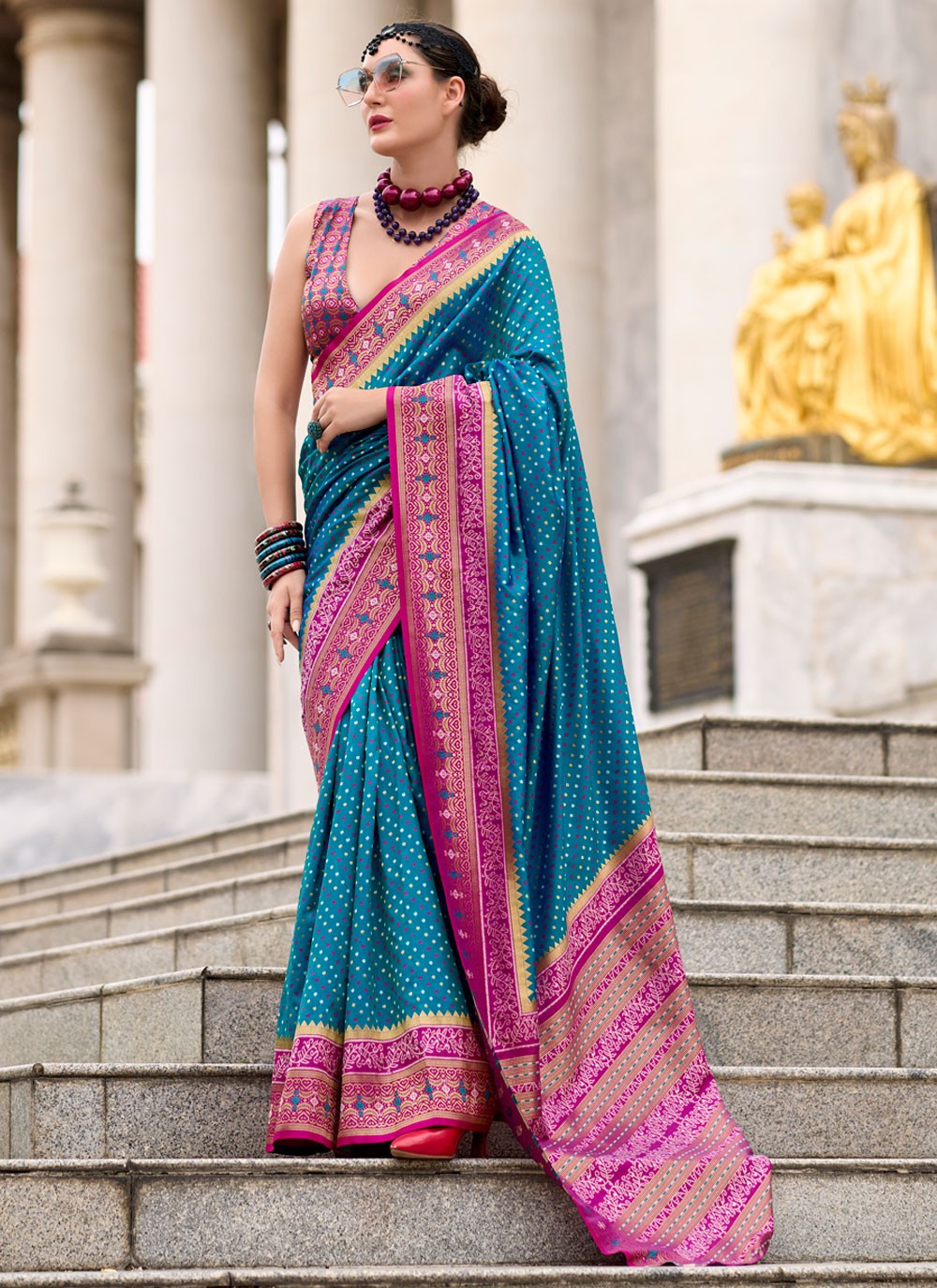 Classic Weaving Zari Banarasi Silk Saree - S8227