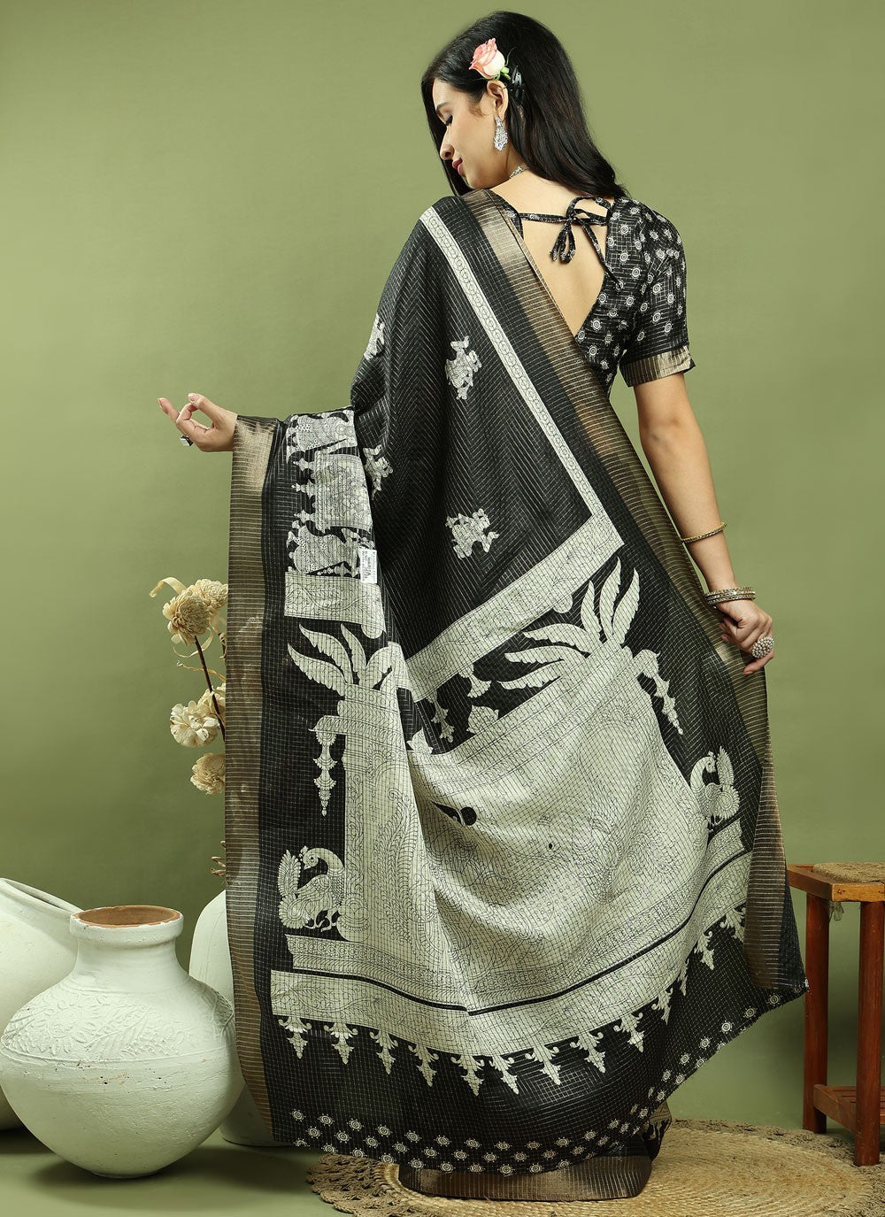 Classic Border Work Silk Blend Saree - S9786