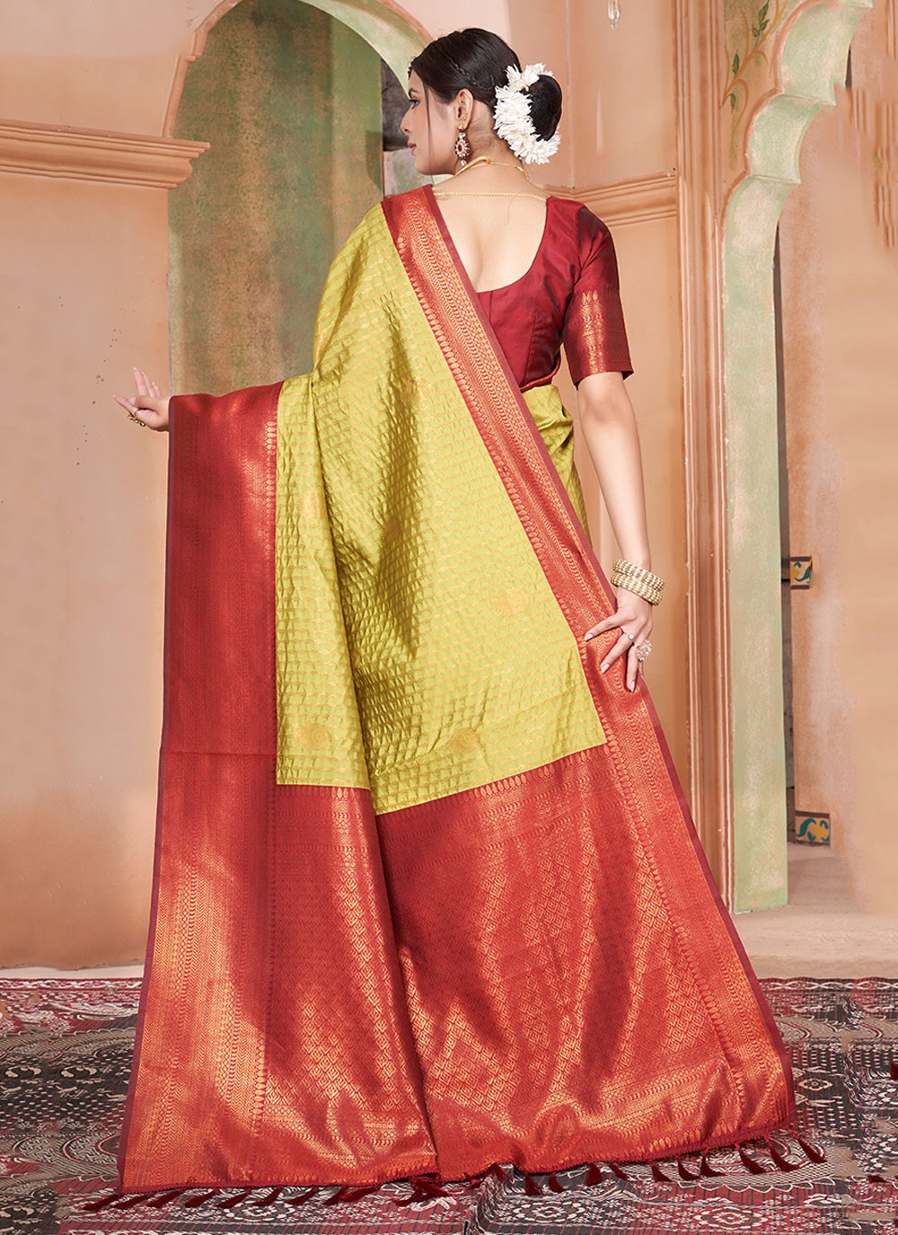 Classic Woven Kanjivaram Silk Saree - S6444