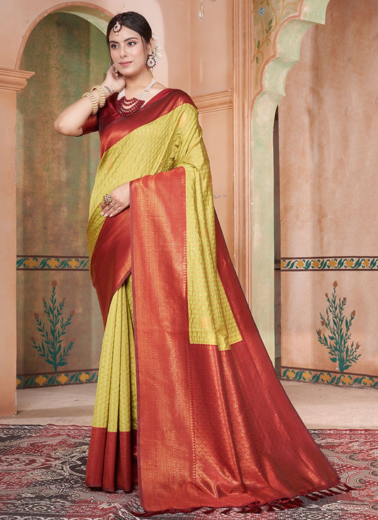 Classic Woven Kanjivaram Silk Saree - S6444