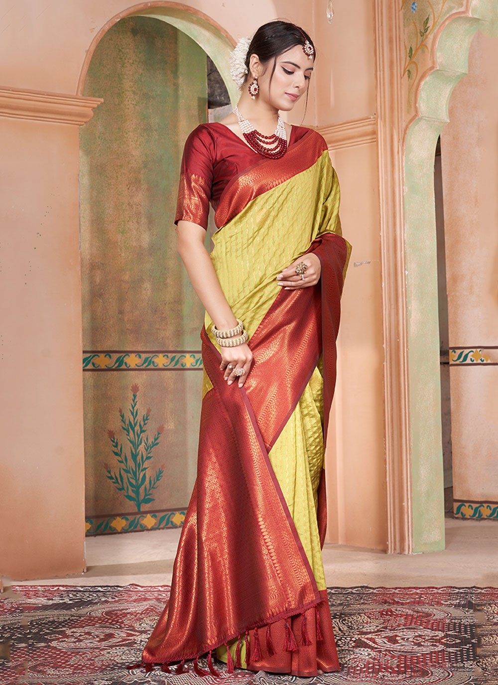 Classic Woven Kanjivaram Silk Saree - S6444