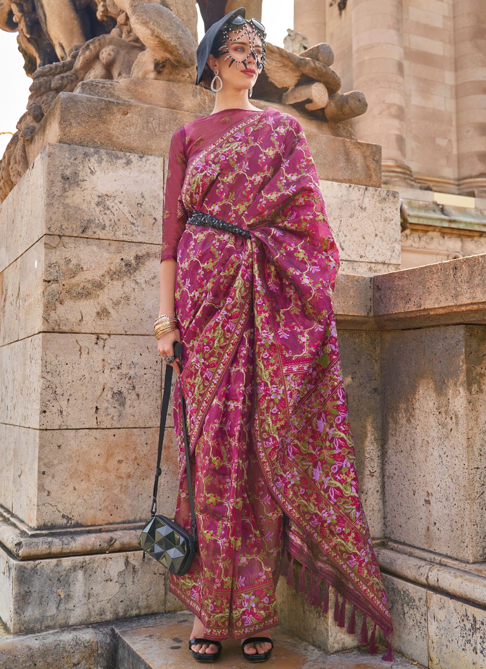 Classic Weaving Zari Organza Saree - S8764