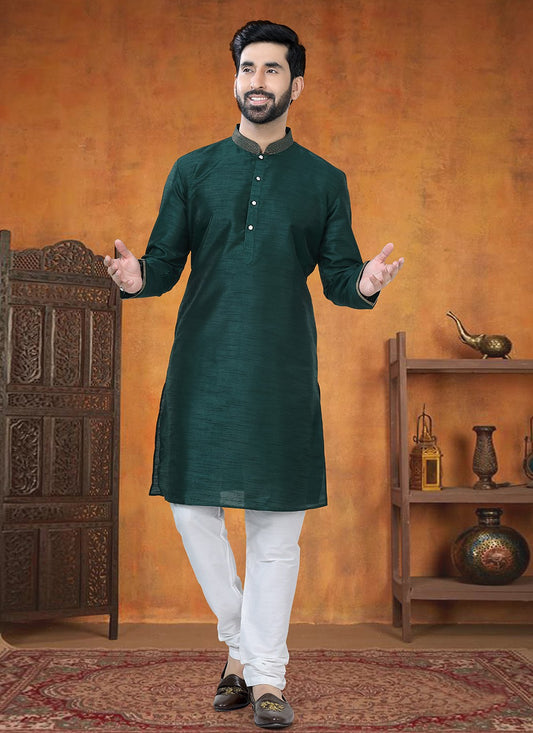 Buttons Silk Green Kurta Pyjama - M8781