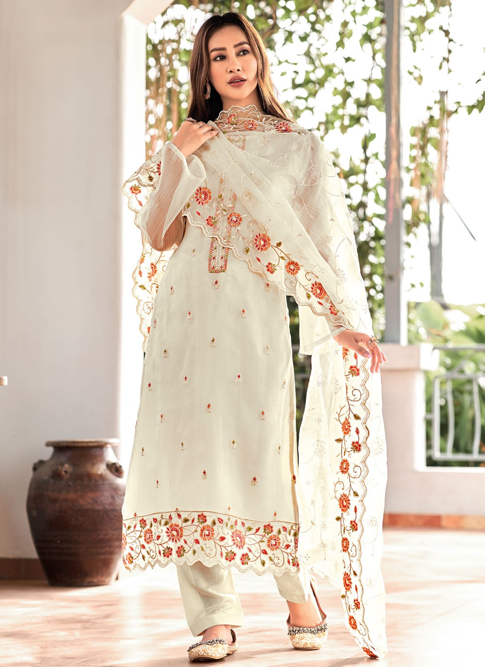 Embroidered Chiffon Salwar Suit - T4464