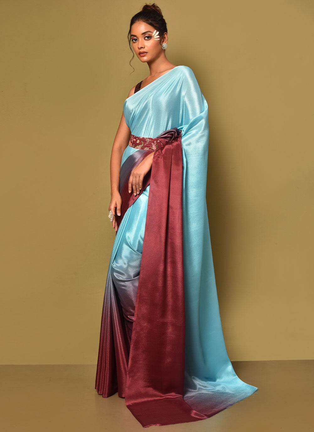 Trendy Plain Chinon Saree - S3000