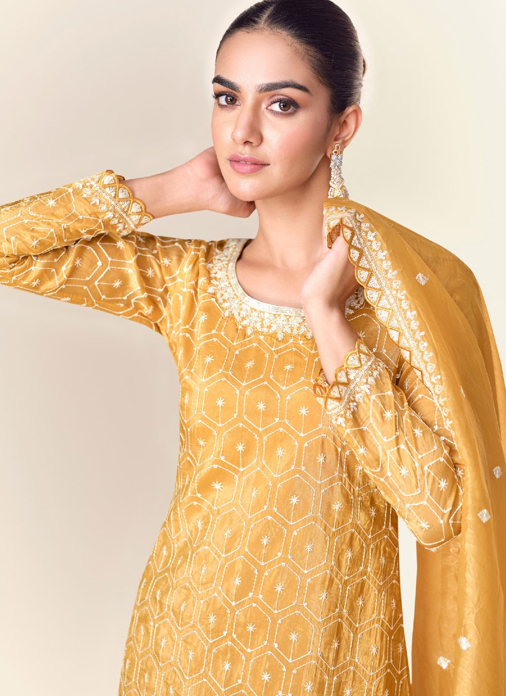 Chinon Salwar Suit - T3800