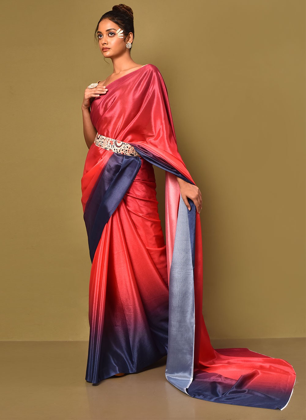 Trendy Plain Chinon Saree - S3000