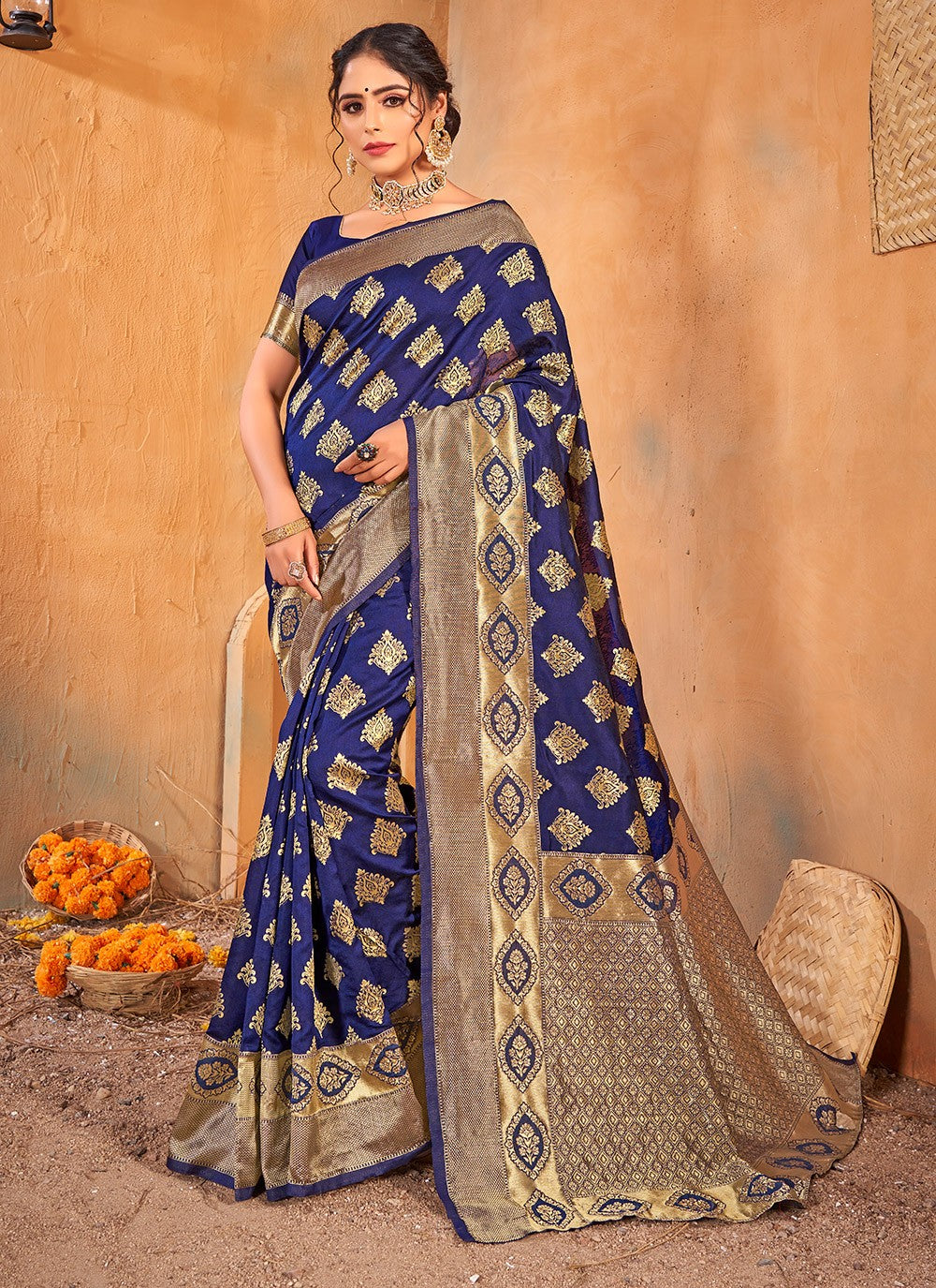 Classic Weaving Zari Banarasi Silk Saree - S1020