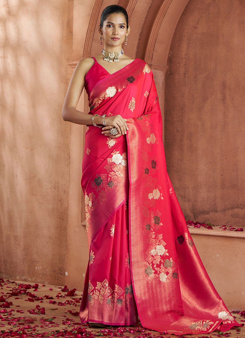 Classic Weaving Zari Banarasi Silk Saree - S9197