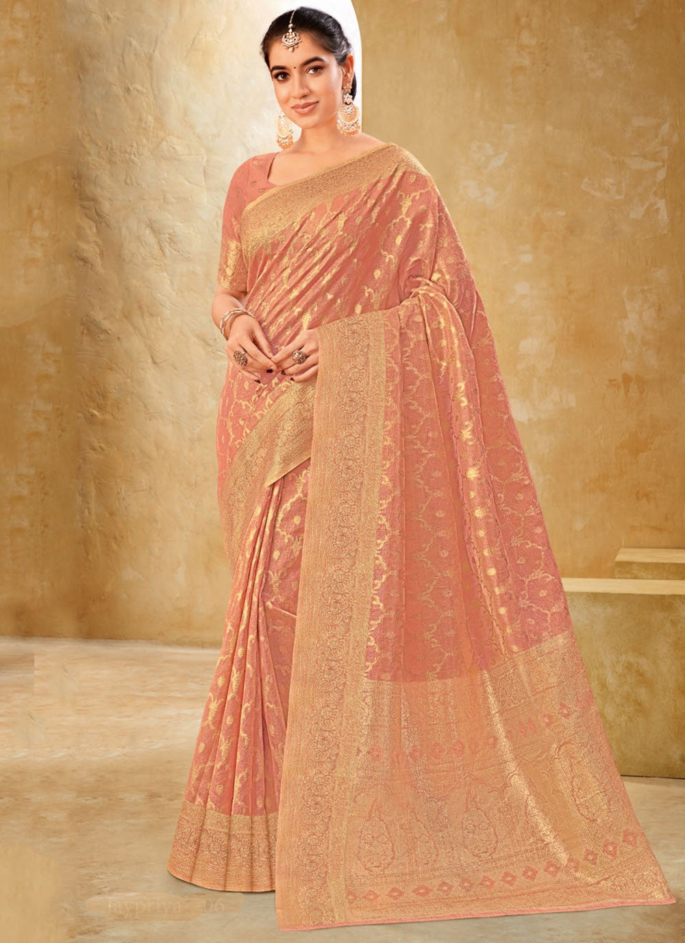 Classic Weaving Zari Silk Saree - S9932