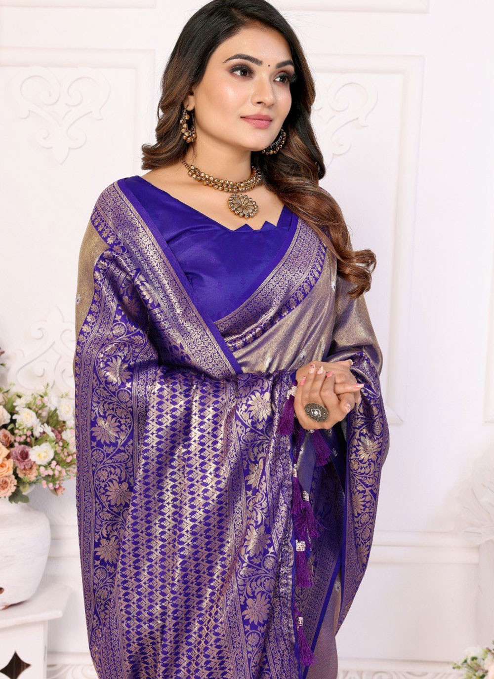 Weaving Zari, Zari Banarasi Silk Saree - S12052