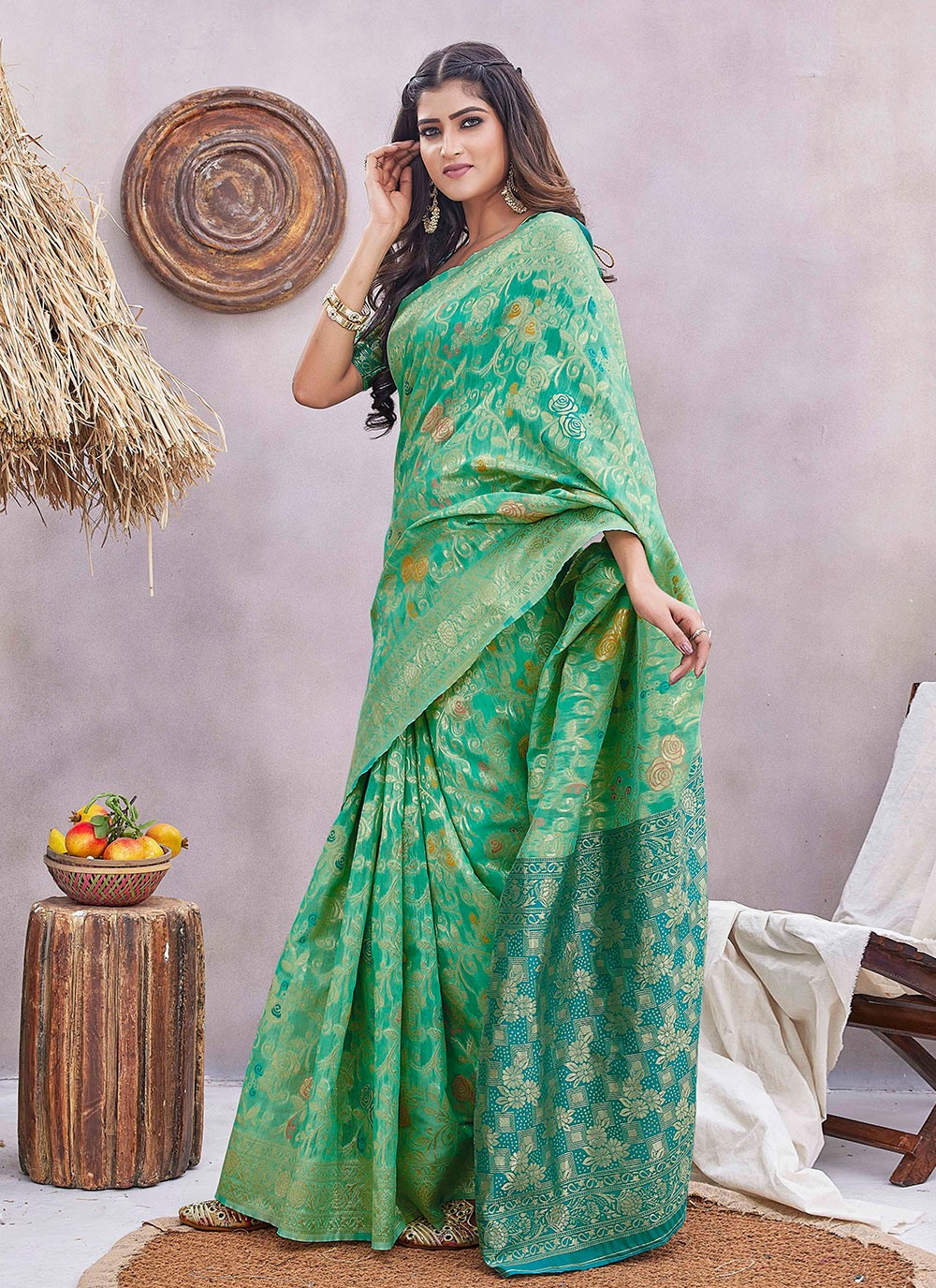 Trendy Jacquard Work Silk Blend Green Saree - S10967