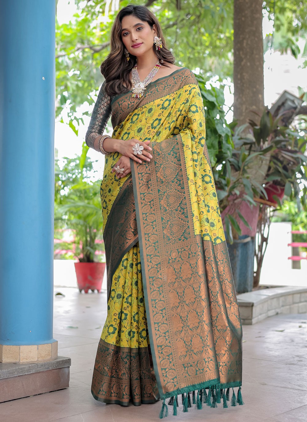 Woven, Zari Banarasi Silk Saree - S12280