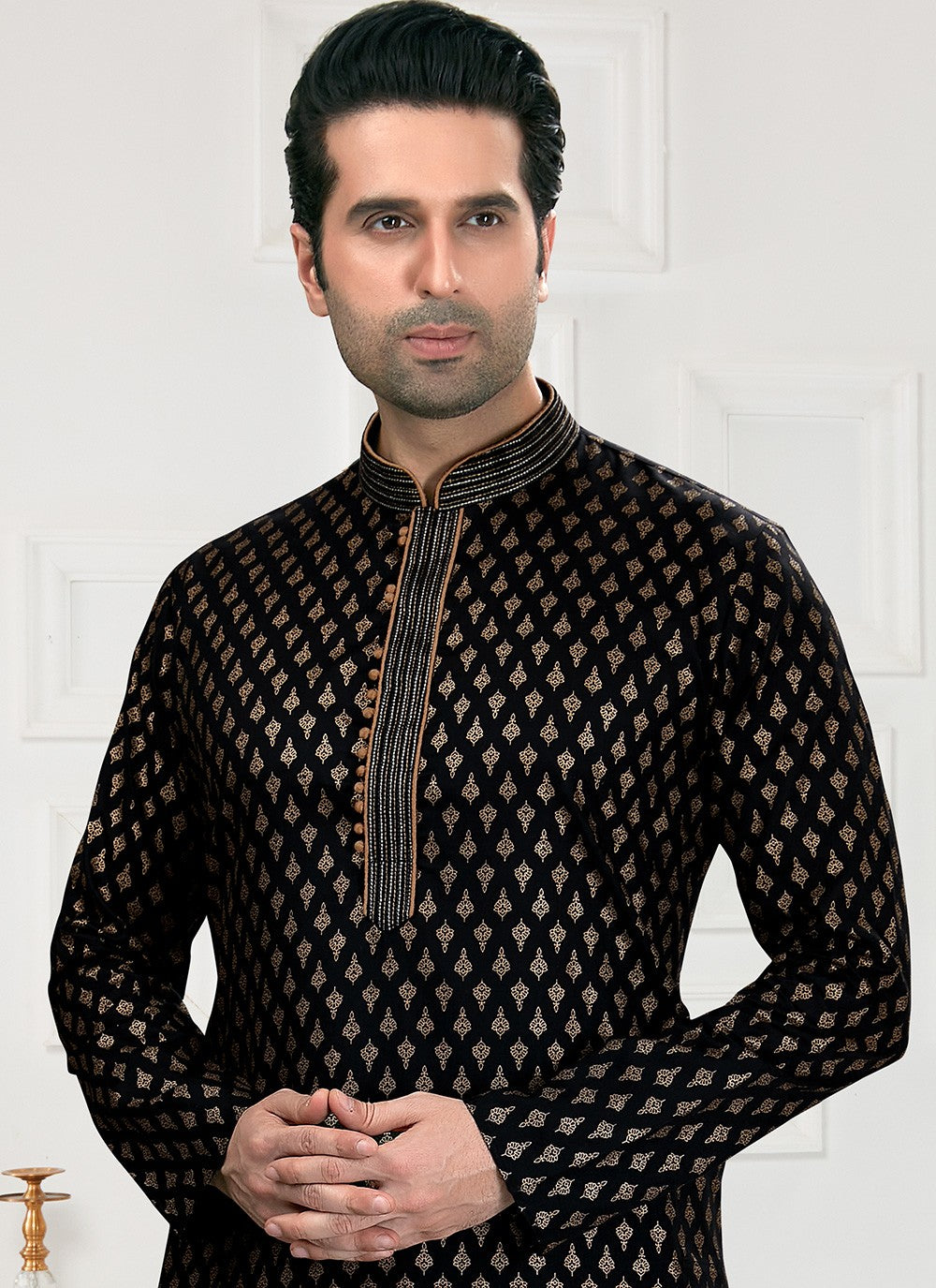 Printed Cotton Black Kurta Pyjama - M3142