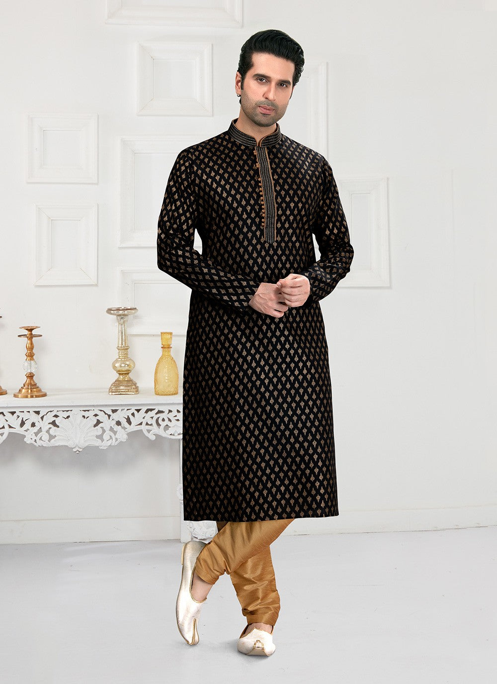 Printed Cotton Black Kurta Pyjama - M3142