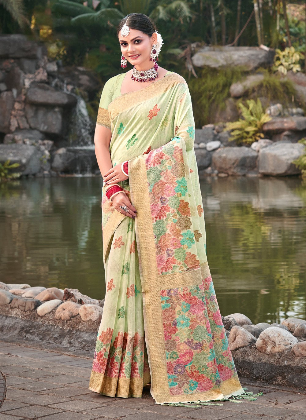 Traditional Floral Printed Cotton Saree - S5124