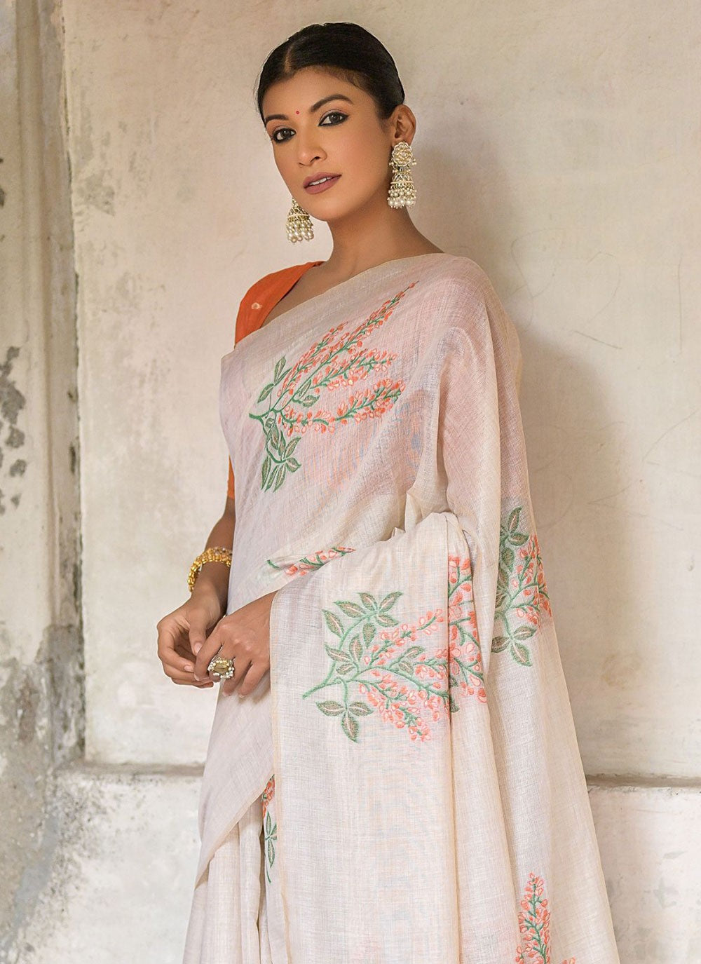 Trendy Woven Cotton Saree - S4887