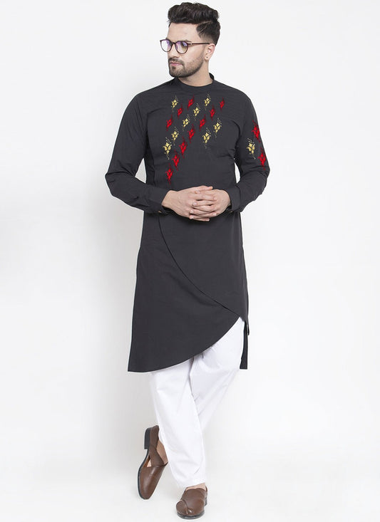 Embroidered Cotton Black Kurta Pyjama - M2314