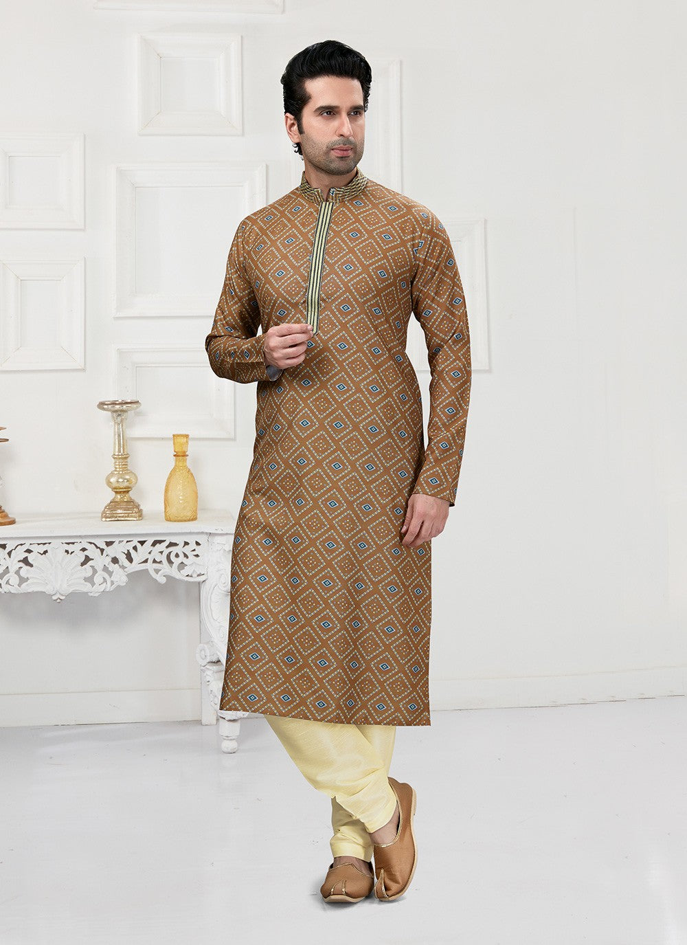 Printed Cotton Brown Kurta Pyjama - M3148