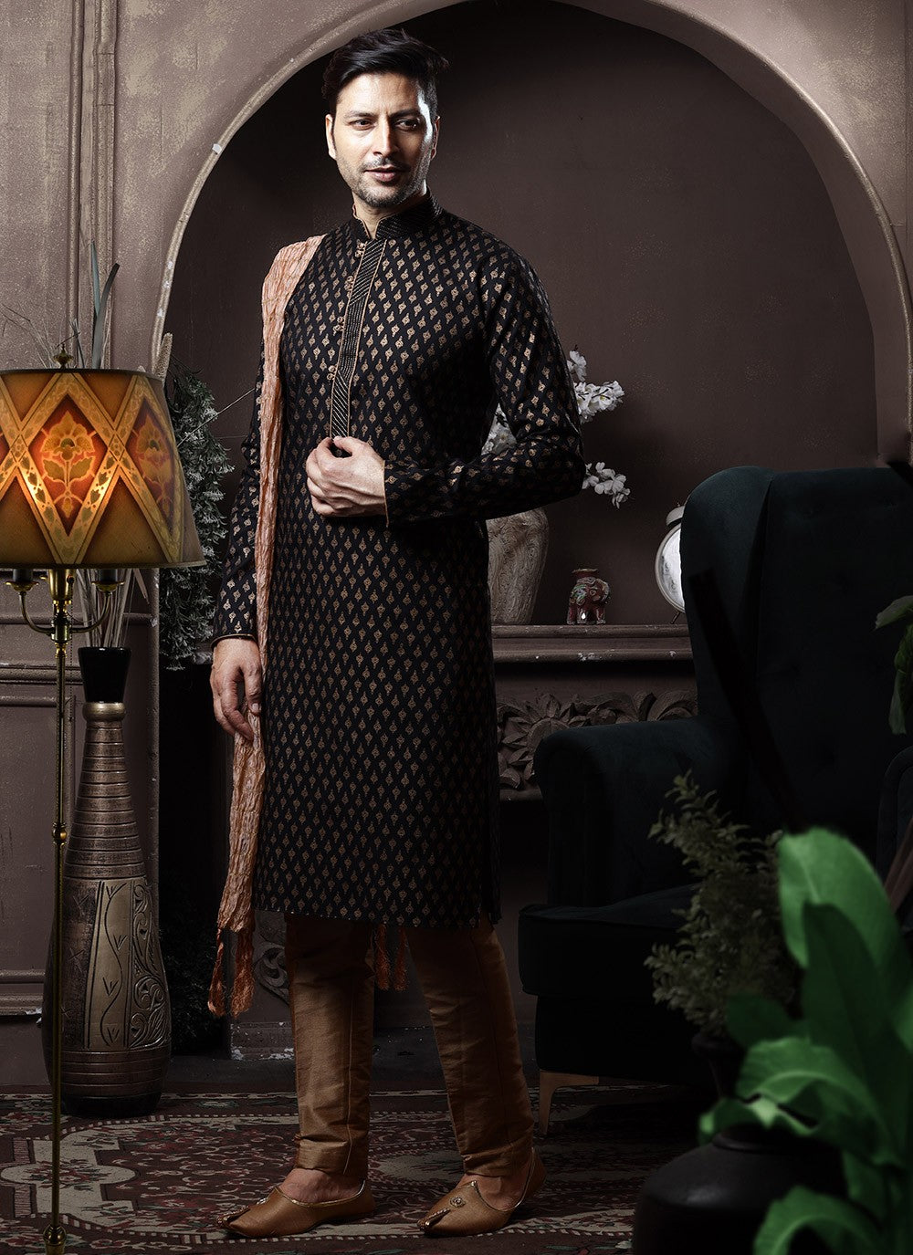 Printed Cotton Black Kurta Pyjama - M3617