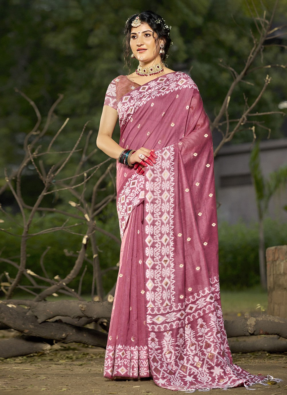 Classic Printed Cotton , Linen Saree - S9780