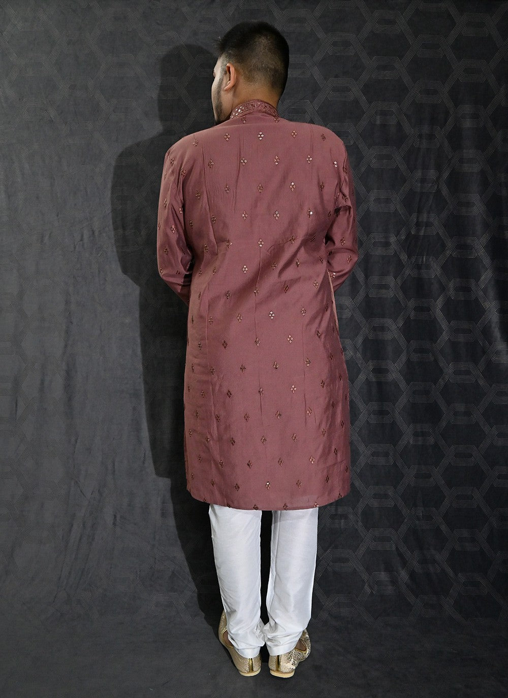 Embroidered Cotton Silk Pink Kurta Pyjama - M6189