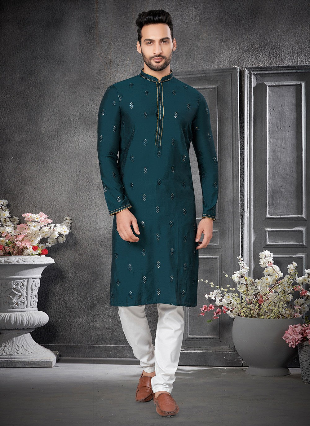 Embroidered Cotton Silk Teal Kurta Pyjama - M6401