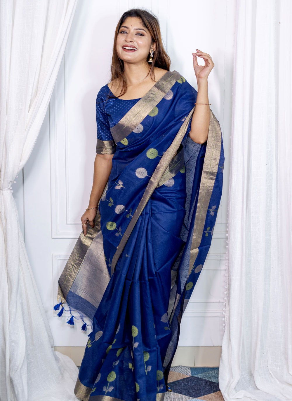 Trendy Woven Cotton Silk Saree - S4372