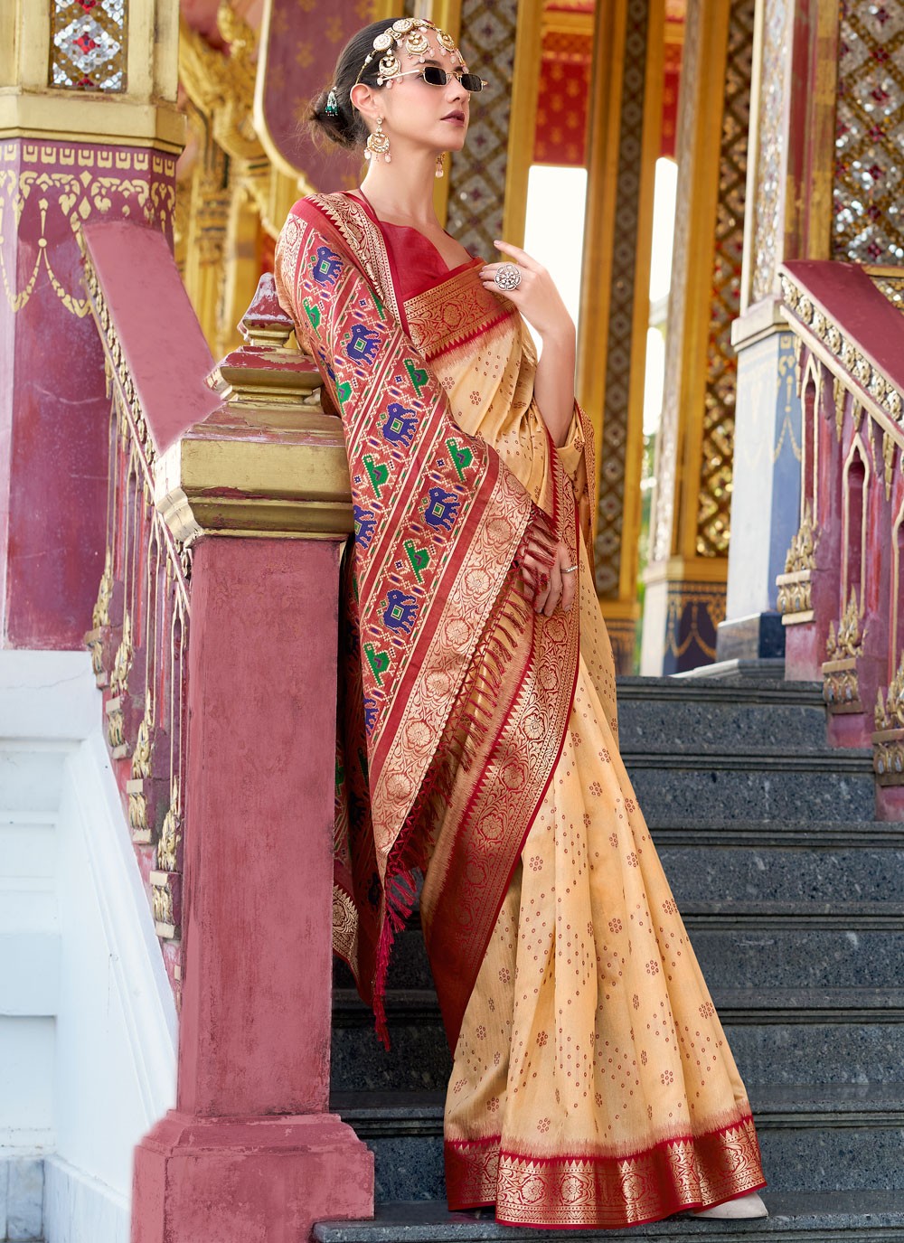 Patola Print, Weaving Zari, Zari Handloom Silk Saree - S12058