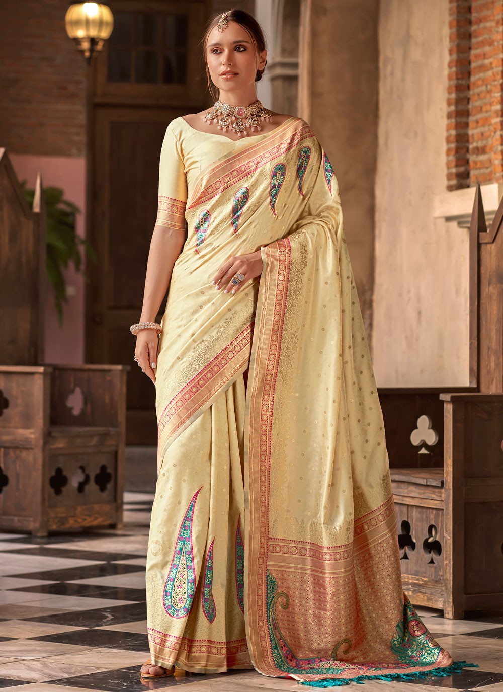 Classic Weaving Zari Silk Saree - S9214