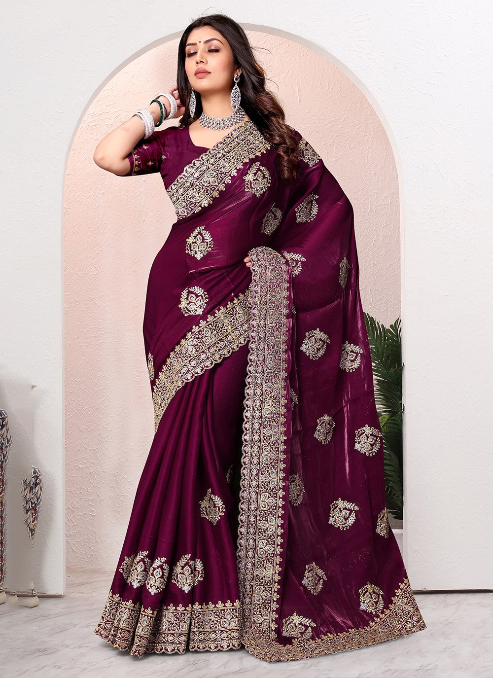 Trendy Cord Crepe Silk Saree - S5366