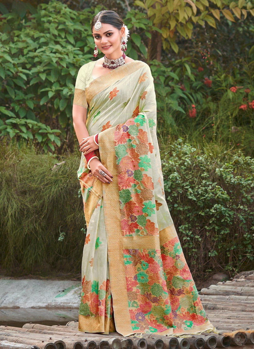 Traditional Floral Printed Cotton Saree - S5124