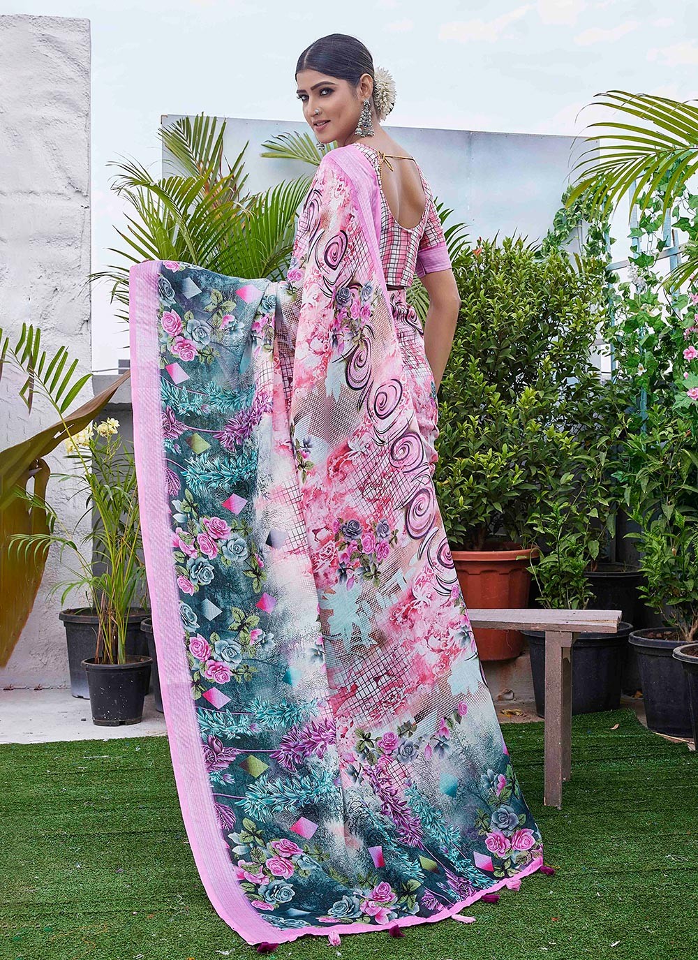 Contemporary Digital Print Linen Green Saree - S11017