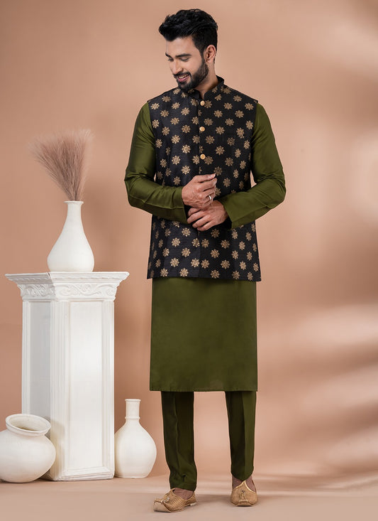 Plain Dupion Silk, Viscose Black, Green Kurta Payjama With Jacket - M7726