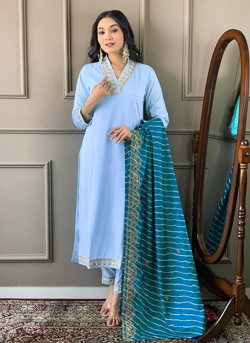 Silk, Viscose Salwar Suit - T3285