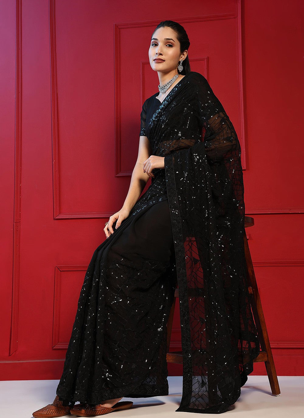 Traditional Embroidered Georgette Saree - S7006