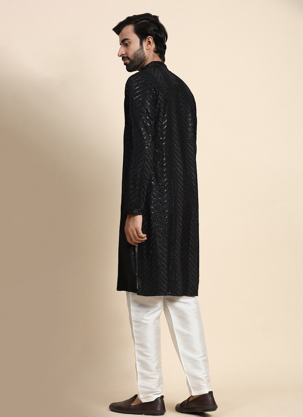 Embroidered Cotton Black Kurta Pyjama - M8448