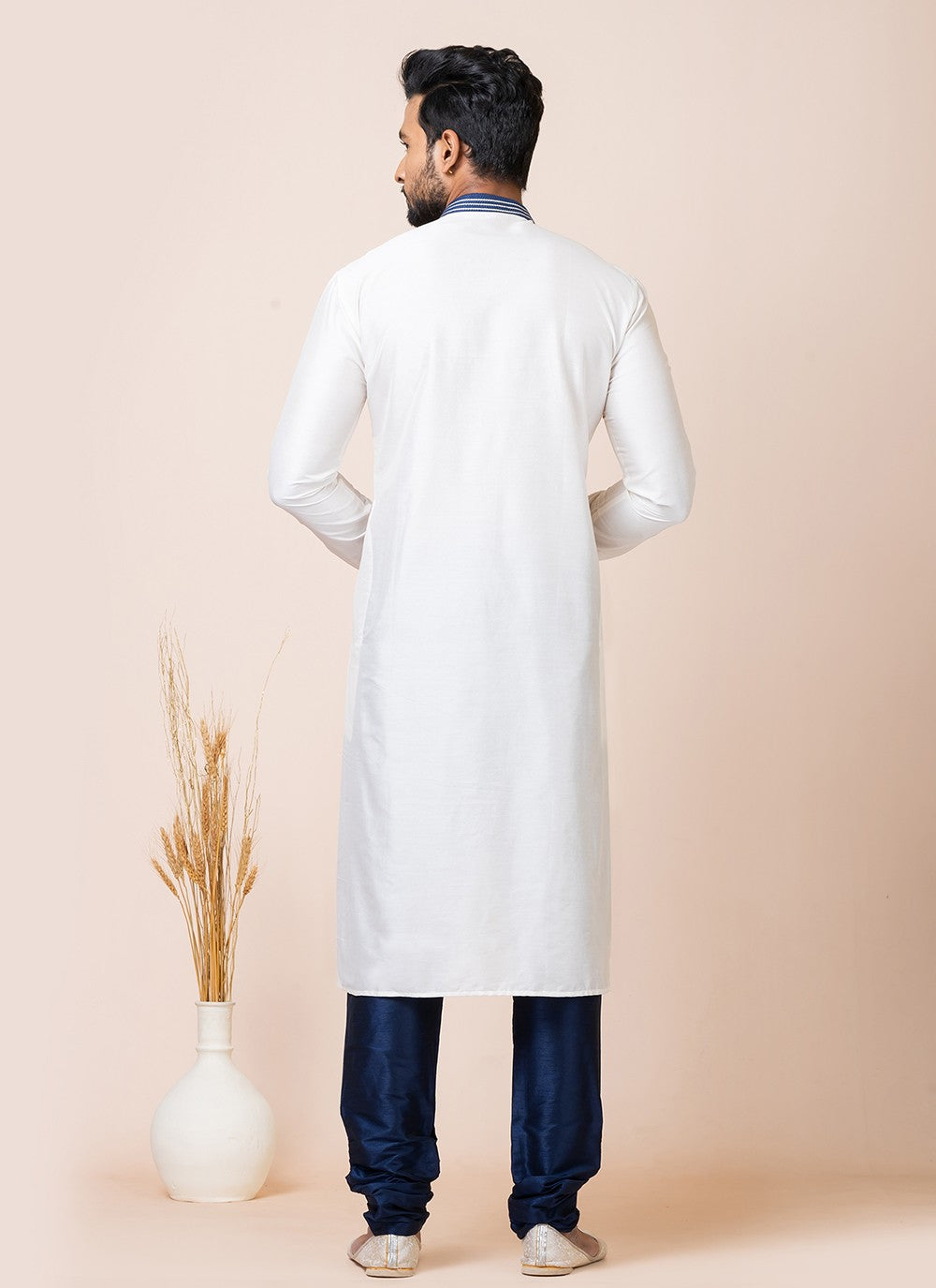 Embroidered Viscose White Kurta Pyjama - M7524