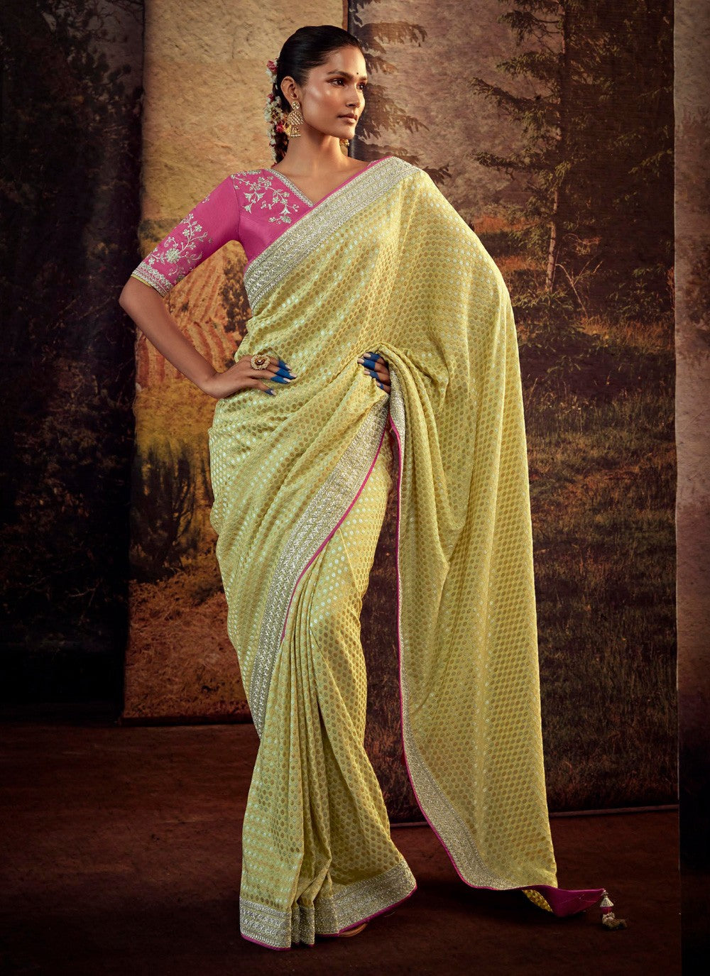 Trendy Border Work Fancy Fabric Saree - S3475