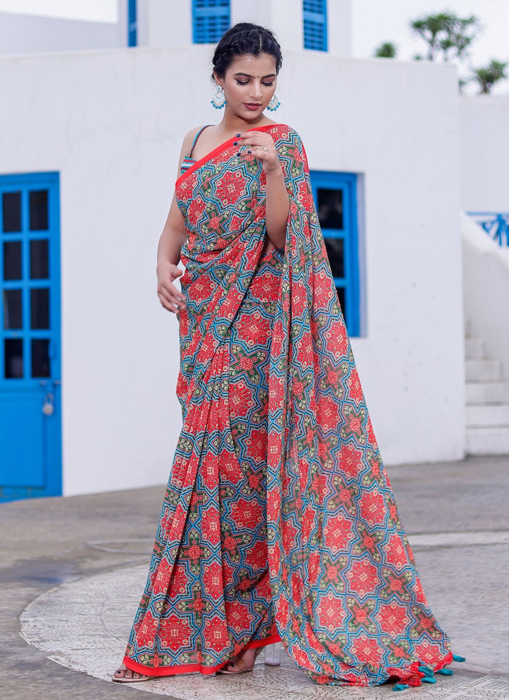 Trendy Digital Print Faux Georgette Saree - S2859