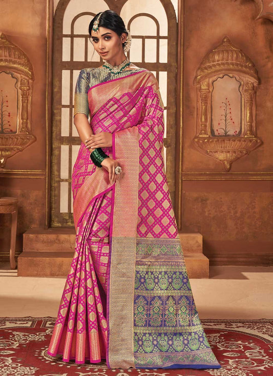 Trendy Weaving Zari Patola Silk Saree - S1374