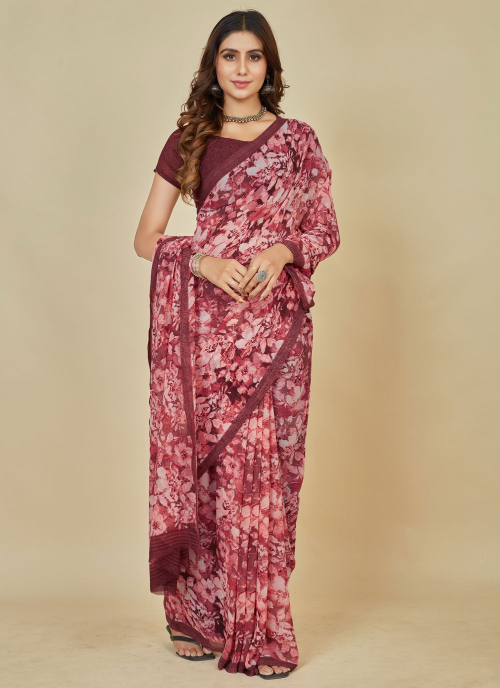 Trendy Floral Printed Georgette Saree - S5376