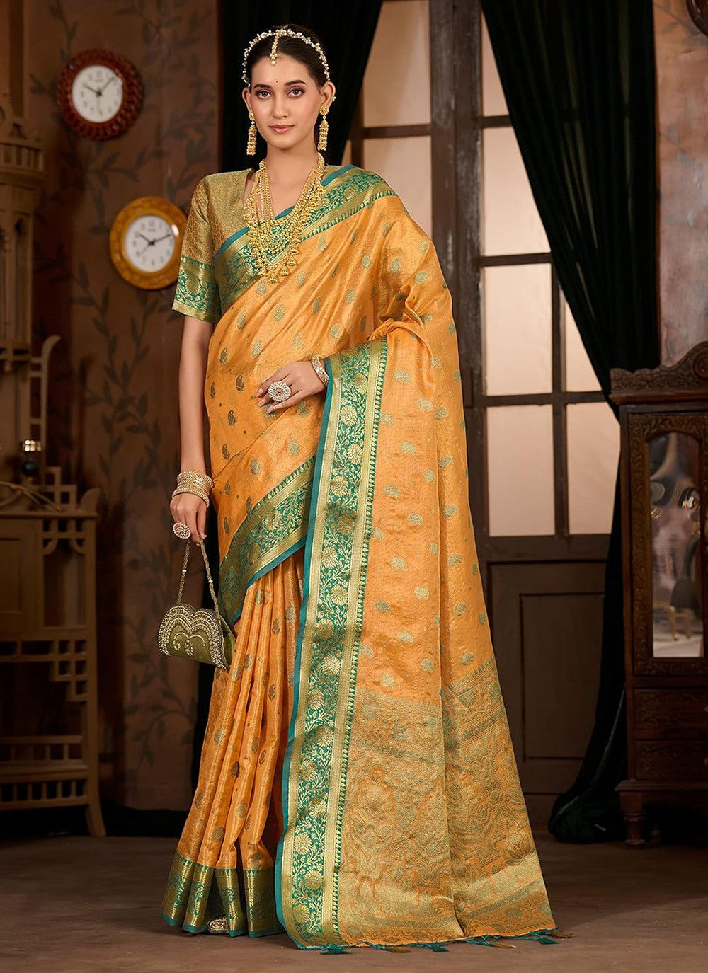 Classic Weaving Zari Kanjivaram Silk Saree - S5322