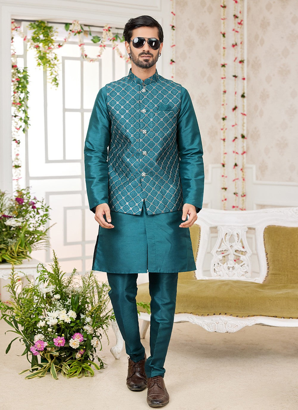 Machine Embroidery Banarasi Silk Green Kurta Payjama With Jacket - M8754