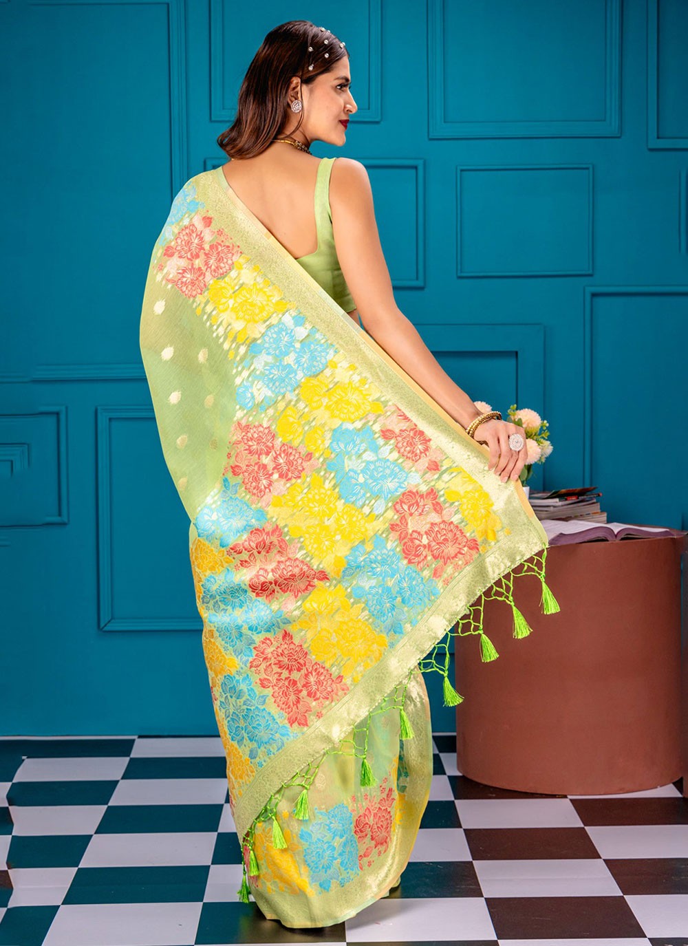 Classic Zari Kanjivaram Silk Saree - S7079