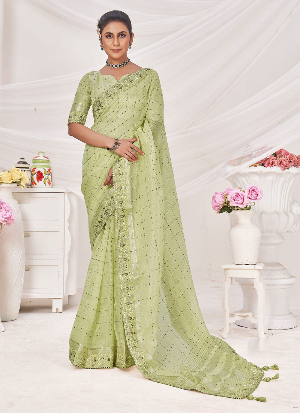 Classic Zari Banarasi Silk Saree - S6811