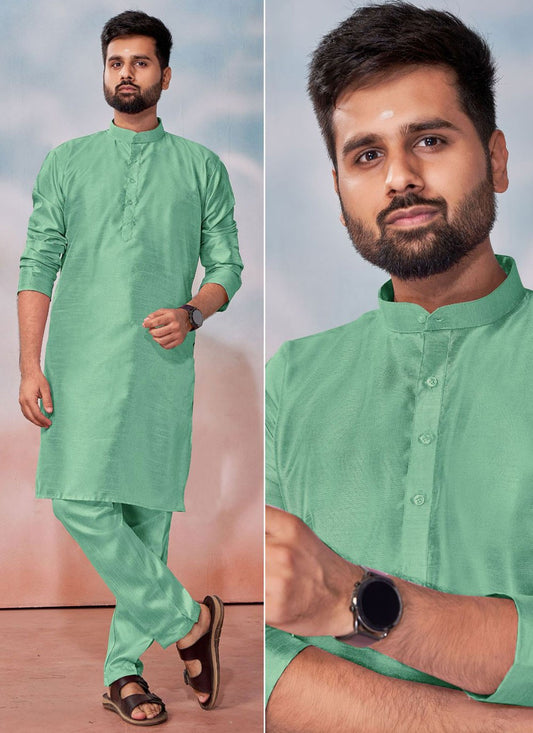 Plain Banglori Silk Green Kurta Pyjama - M8243