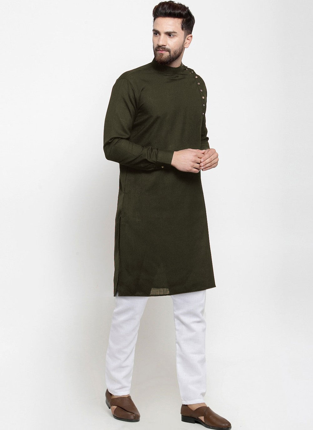 Buttons Blended Cotton Green Kurta Pyjama - M4508