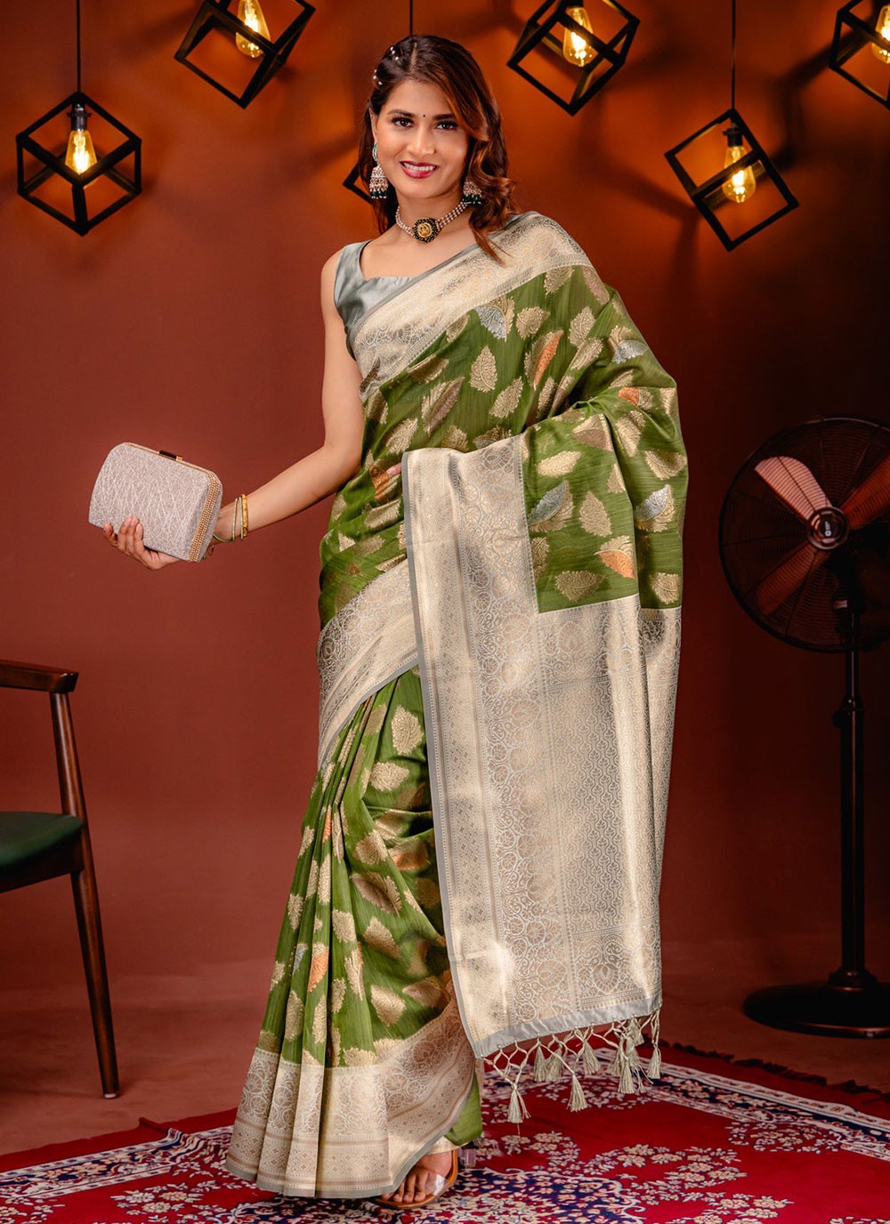 Classic Zari Kanjivaram Silk Saree - S7079